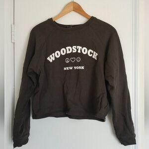 Woodstock crop sweatshirt by One Clothing S